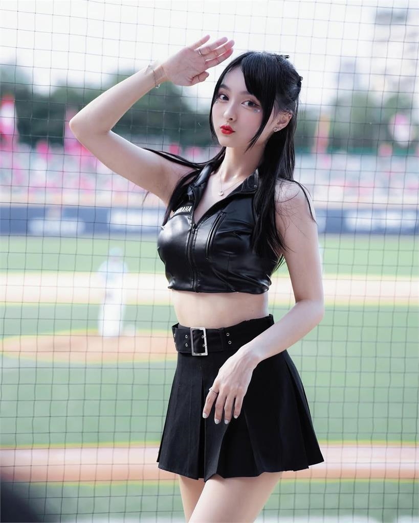 髮香來尬聊(圖影)／聽爸一席話踏上應援之路！「富邦張韶涵」卡洛琳大展歌喉收割琳魂