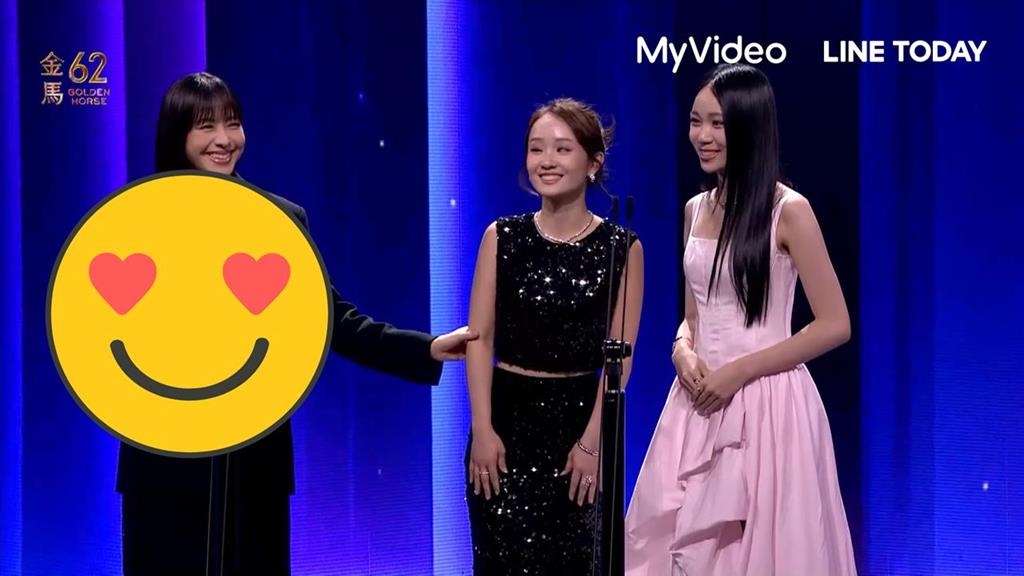 金馬62／47歲林嘉欣頒獎戰袍淨空！突帶2女兒上台「喊1句」她笑翻：我教得好