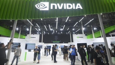 關係破冰？傳美國考慮放寬管制　輝達H200晶片可賣中國