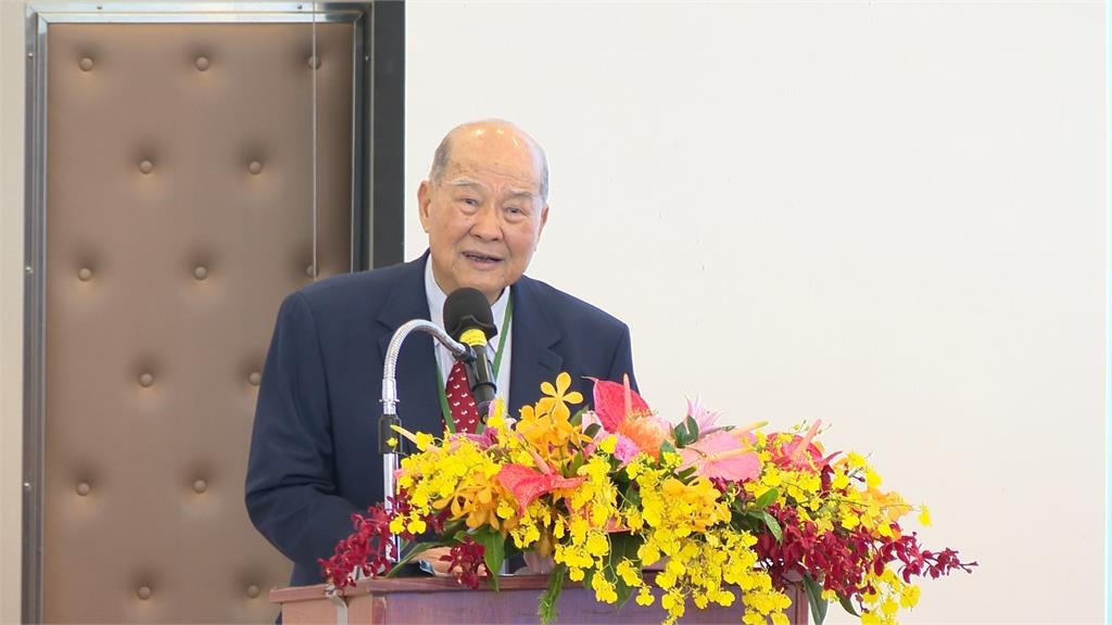 中小學教育革新! 黃昆輝教授推動AI教育探討新策略