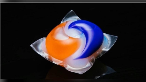 女使用洗衣膠囊突爆開噴入眼　右眼化學性灼傷「視力剩0.06」險失明