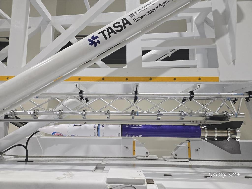 創紀錄!淡江二型探空火箭飛行高度超過7公里 驗證新一代航電系統穩定性能