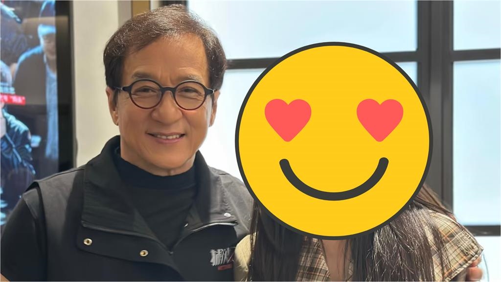 粉專突公開「成龍插管照」爆死訊!本尊現身派對「71歲回春真面目」網驚:毛骨悚然