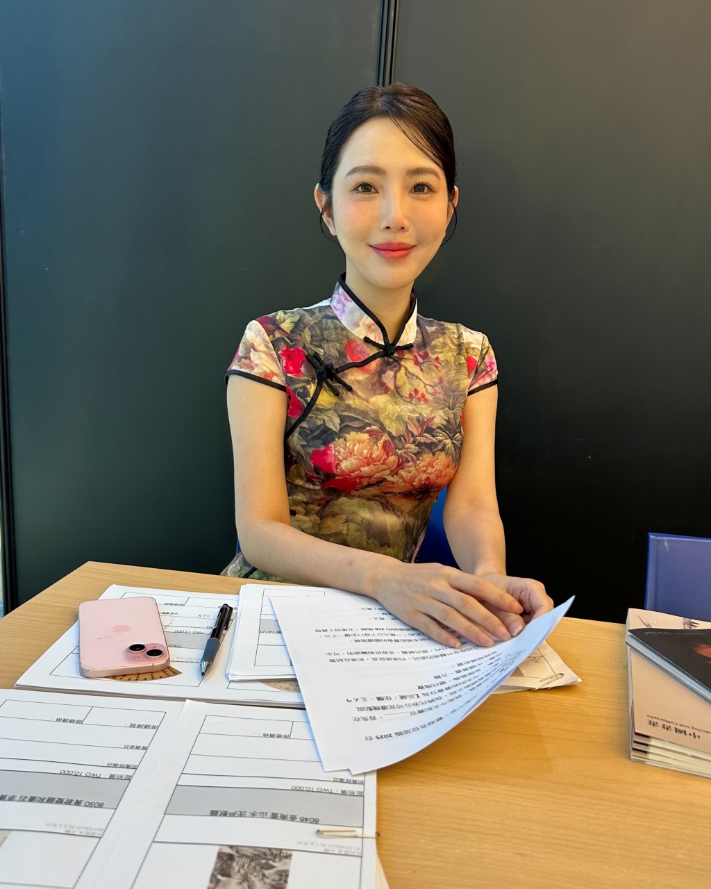 前新聞主播轉戰演藝圈！ 跨界有成再迎新身分 曝「5分鐘飆440萬」超猛經歷