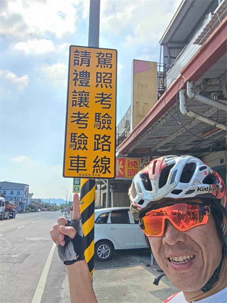 日本人見台灣街頭「1路牌」大讚：真有人情味！網見秒搖頭揭真相：快逃