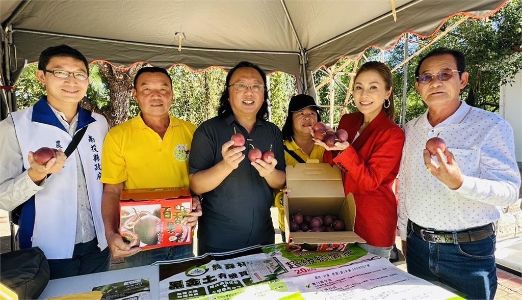 知名演員梁佑南力挺果農！打工換果樂開懷！