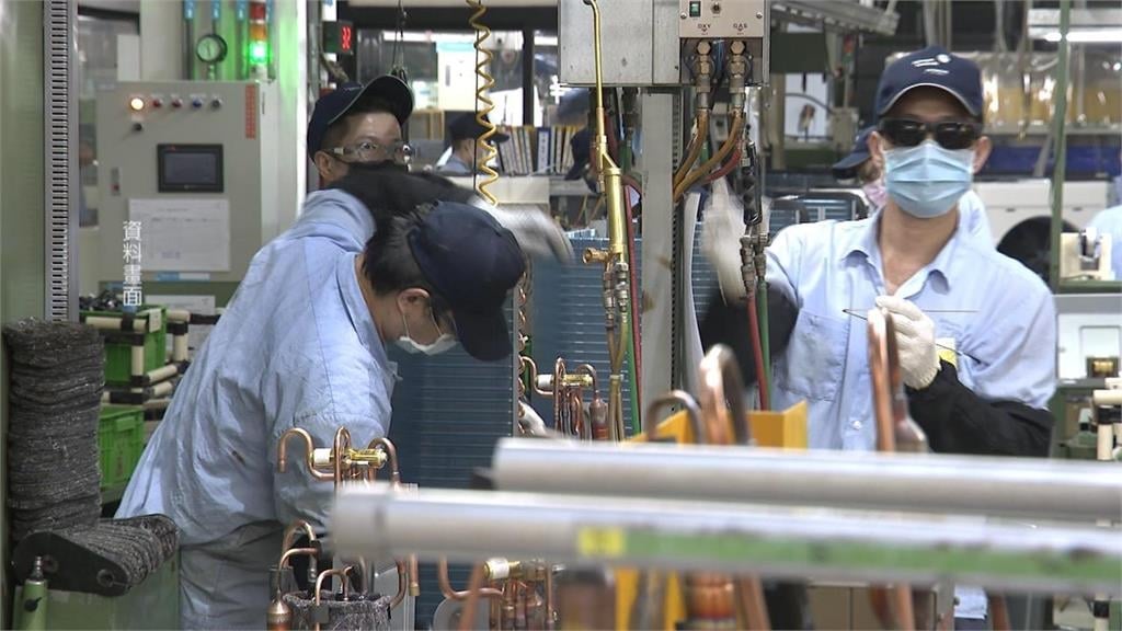 週休三日連署過關!逾萬人網路投票結果出爐 贊成與反對陣營比例曝光