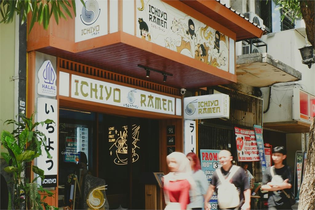 台灣只有拉麵店愛用「販賣機」點餐？內行揭優點：能避開最怕的「這種」客人