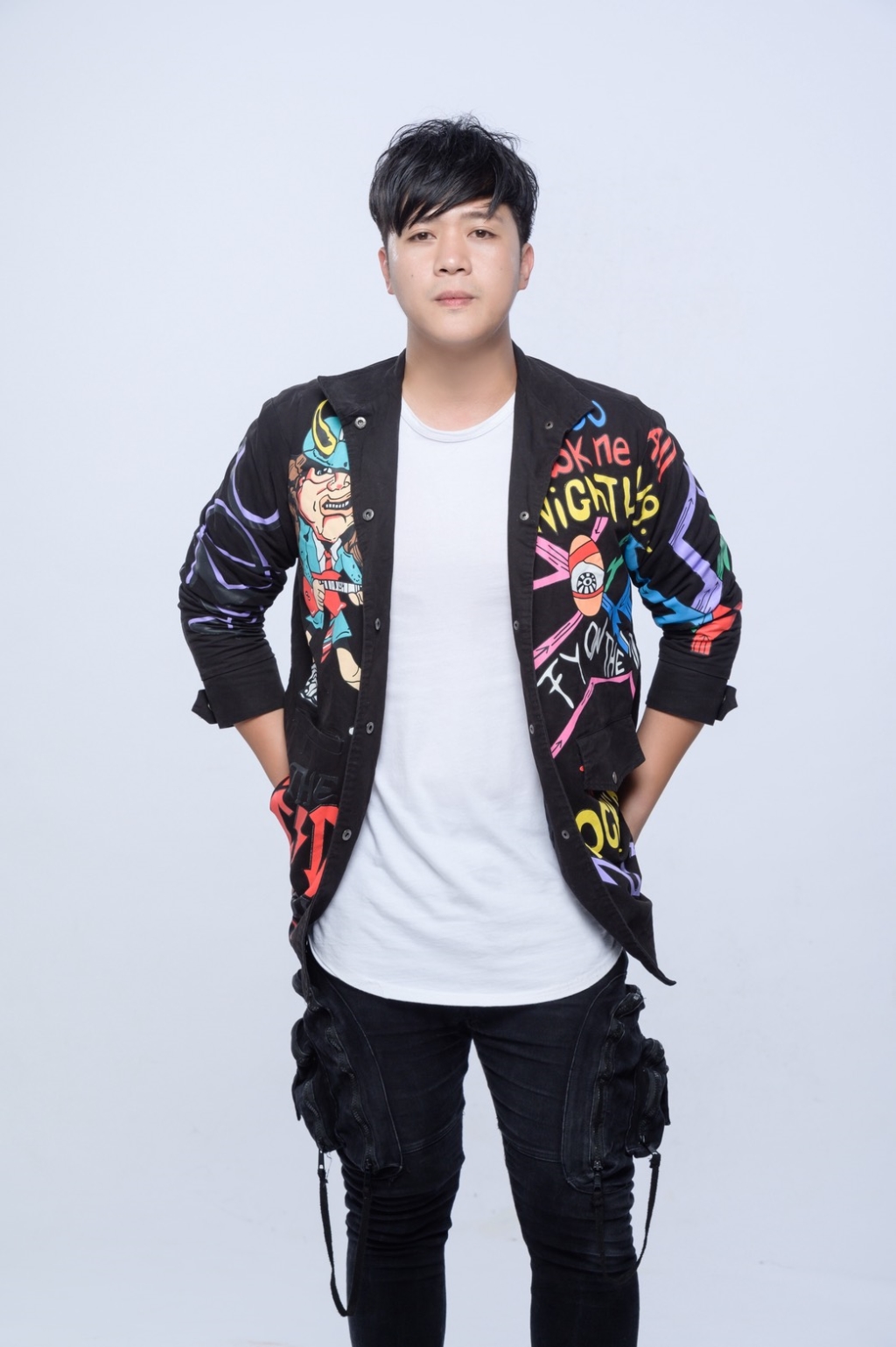 「北原山貓」兒子吳亦偉暴瘦17公斤！ 中年赴港再拼《好聲音》 真實年齡令人意外