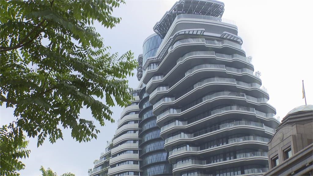 河南王超狂經歷曝光！只花5分鐘買下「12億3戶帝寶」陶朱隱園頂樓慶生