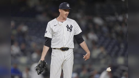 MLB(影)/世仇恩怨暫時放下!紅襪「康寧亞諾獎」今年頒給洋基抗癌鬥士