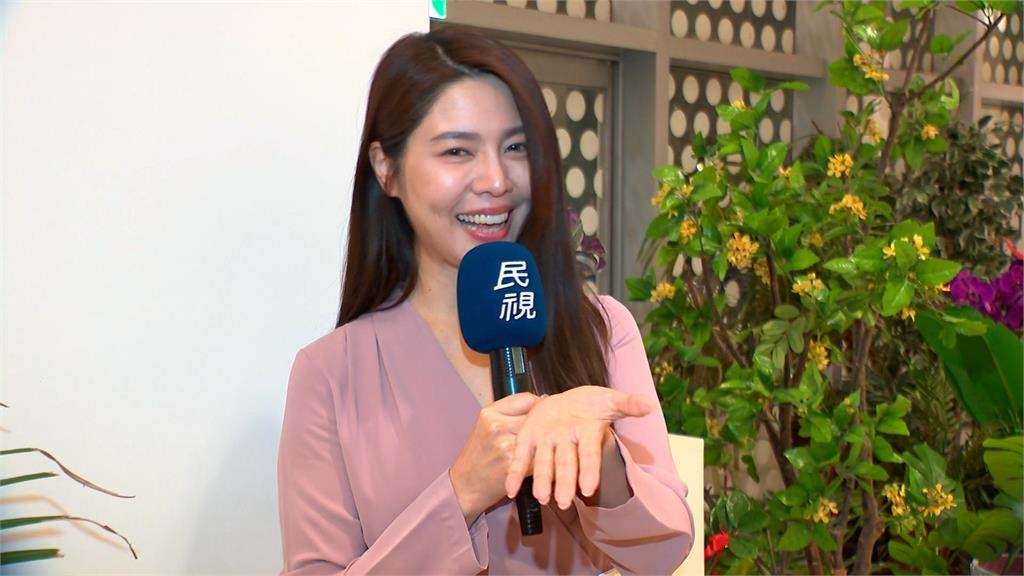 神救援！白家綺接替車禍顏曉筠演出　剛接戲就要和老公對戲