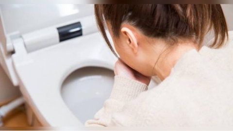 諾羅病毒嘔吐怎麼清？　專家籲備妥「緊急處理包」：只用酒精沒效