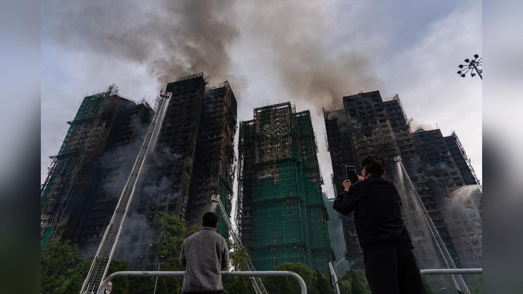 香港大火奪44命279人失蹤　副總統蕭美琴發文祈福