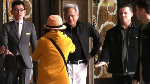 快閃來台過感恩節見朋友　黃仁勳曝張忠謀身體狀況