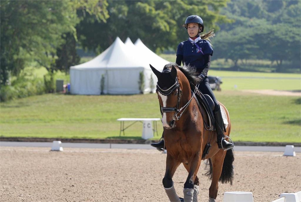 馬術(影)/上市公司女總經理陳怡如斜槓「國手」!苦練17年披台灣隊戰袍