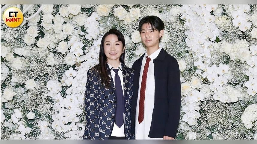 李靚蕾低胸禮服「飄」進邱澤許瑋甯婚禮　吳姍儒稱「21世紀以來沒看過這麼好看的新人」