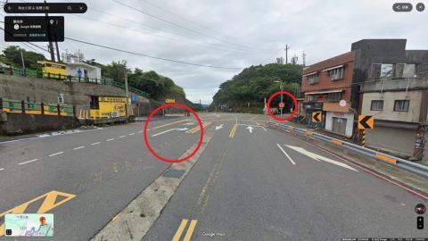 神鬼設計！新北瑞芳1路口「右側車道禁右轉」　網酸：市府搶錢？