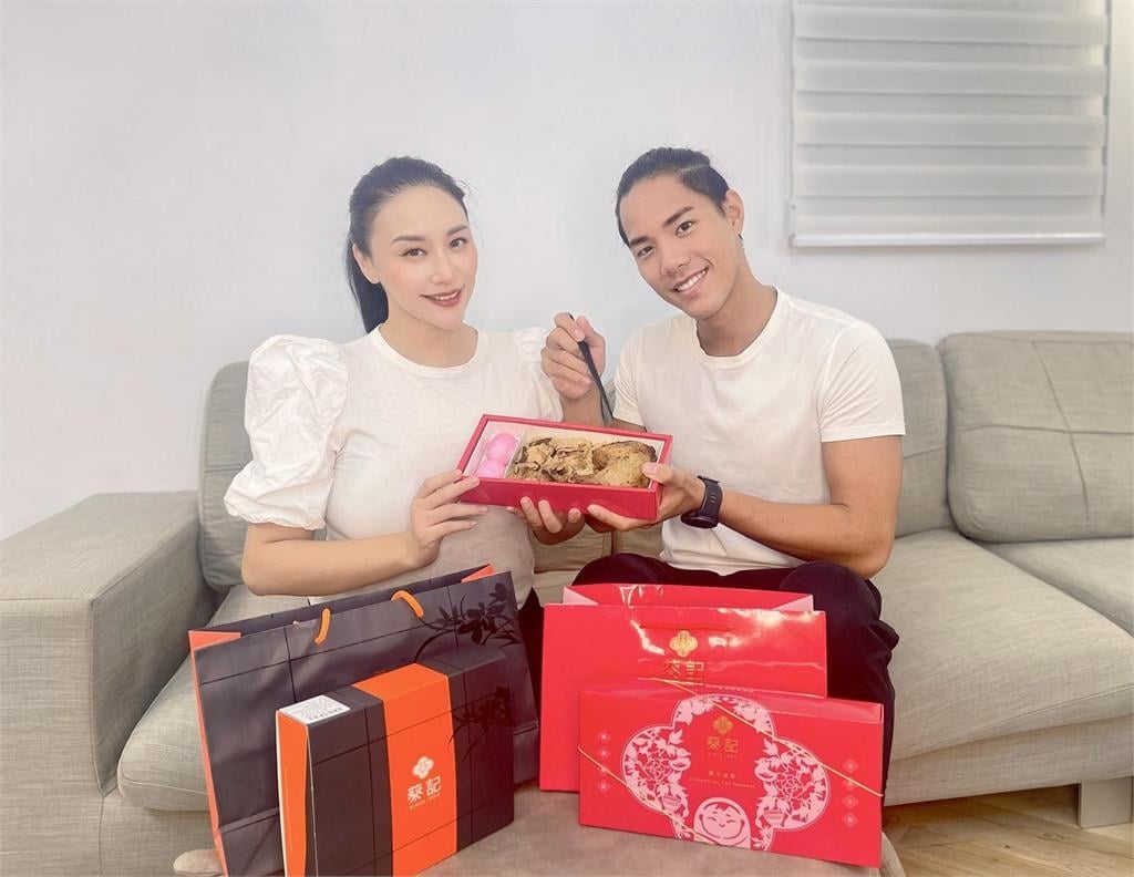 安歆澐突發不自殺聲明!公開遭尪勒脖「血管大爆裂」傷勢照:還是擔心被傷害