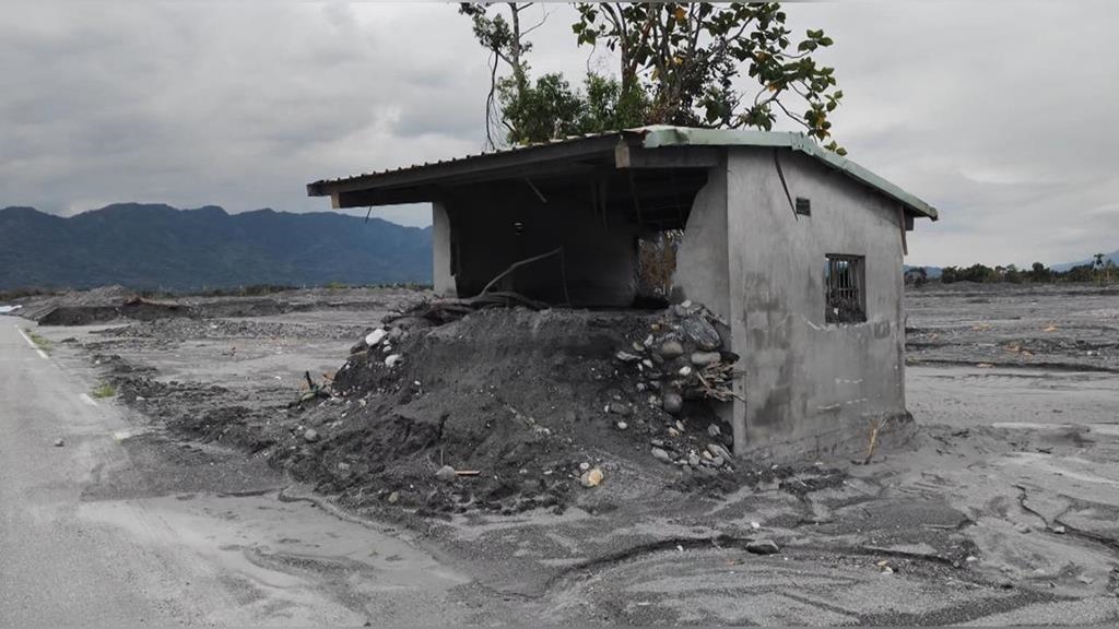 異言堂(影)／堰塞湖土砂何處去   堆積億萬土方只能聽天命?