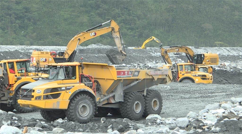 異言堂／堰塞湖土砂何處去?  堆積億萬土方只能聽天命?