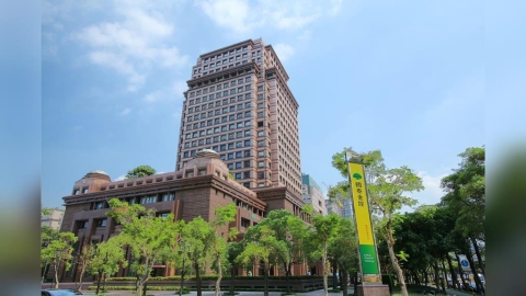 AI推動能源轉型潮 國泰世華攜手麥格理布局私募基礎建設投資