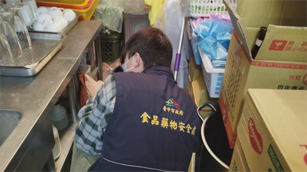  春水堂害「3客人喝清潔液」送醫！醫揭「1大陷阱」示警：3原則避雷