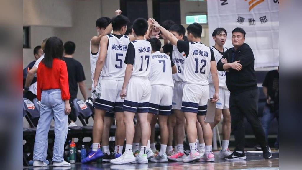 HBL(影)／北市濟南路大戰！開南高中69:58擊敗成功高中晉級12強