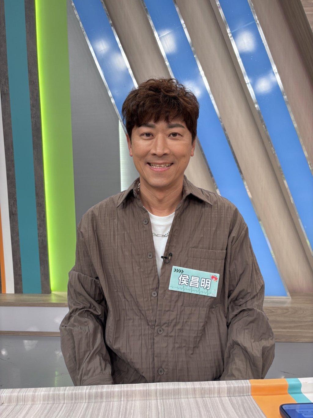 (影)／冬天進補過頭 Albee補到流鼻血 呂文婉吃到口腔破皮？