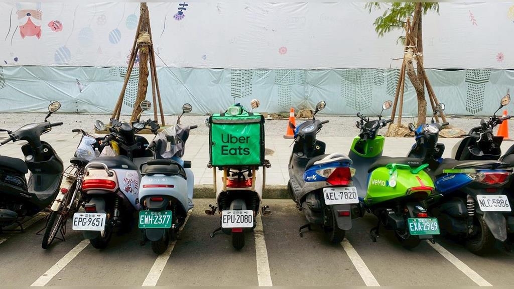 貨物稅減徵衝擊發酵電動機車市售比下滑 SMAT 提建言 助攻政府衝刺 淨零目標