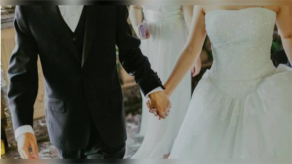 婚宴包3600！新人嗆「妳包太少」一桌3萬起跳　全場噴：有夠難看