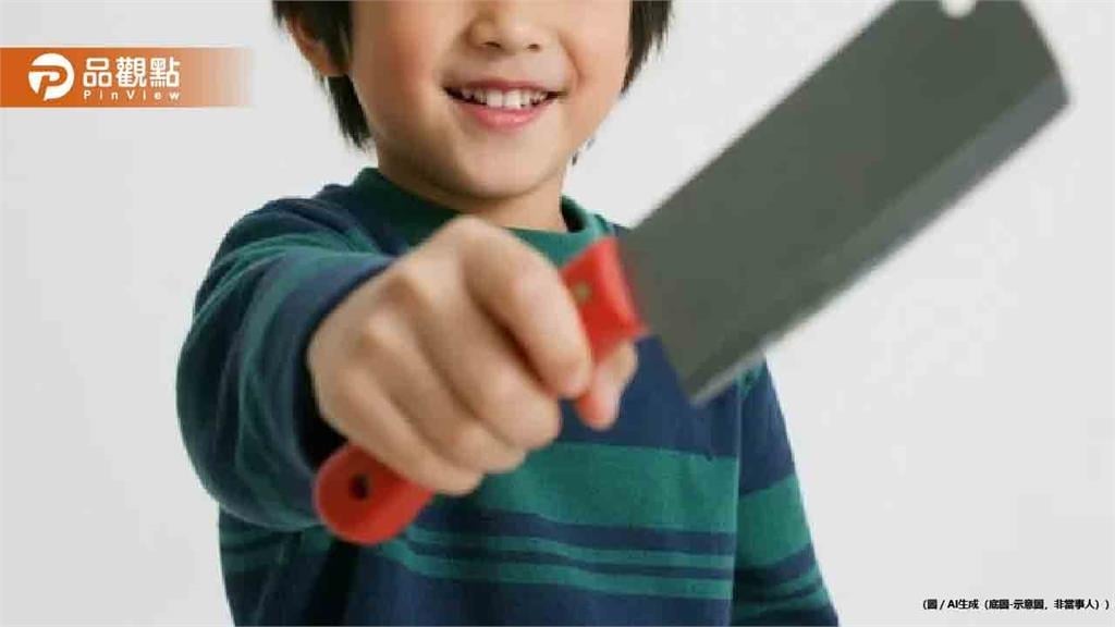 5歲童玩菜刀遭父摑掌撞門受傷！法官認定父親體罰侵權判拘役