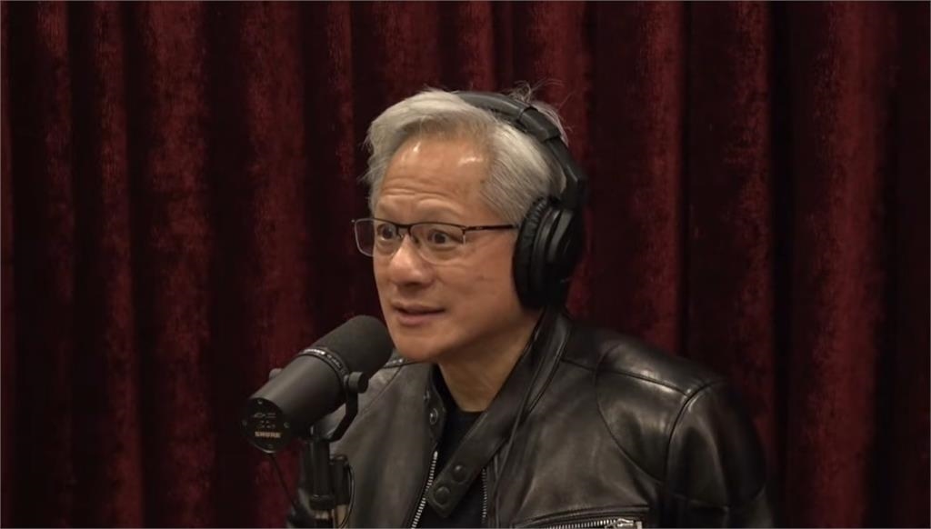 4兆美元「AI霸主」仍怕輸?黃仁勳「超狂工時」曝光:每天醒來都怕倒閉