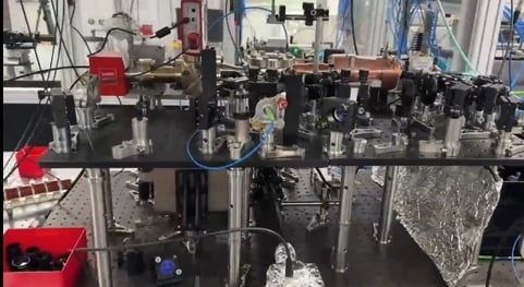 鴻海11月營收創歷史新高　AI助攻全年上看新紀錄