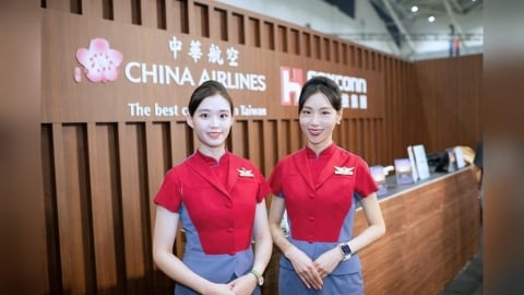 華航空服規定鬆綁！空服員可戴框架眼鏡　下一步考慮解放鞋子