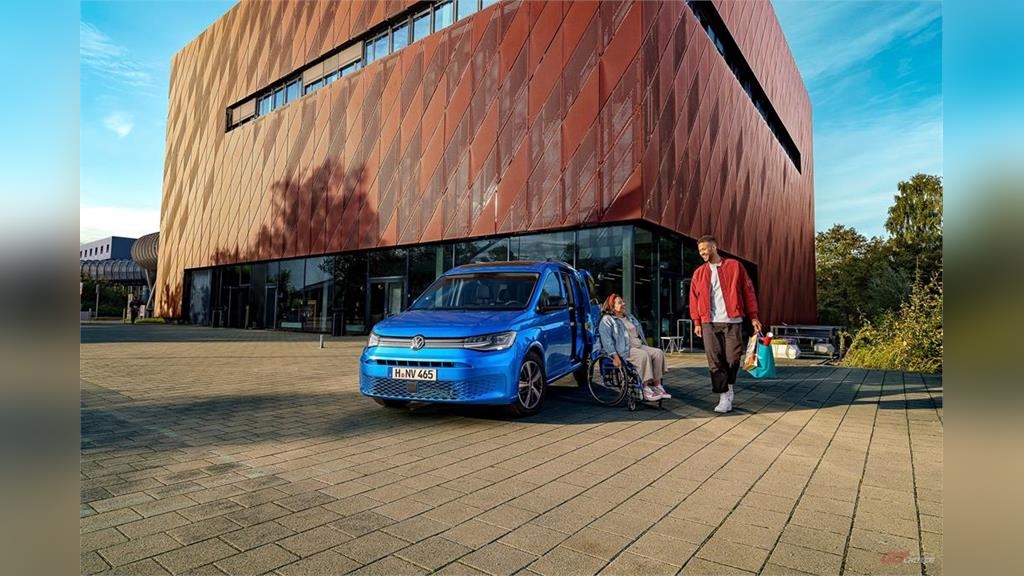 福斯商旅與合作改裝商推 Caddy Maxi EasyLife 福祉車