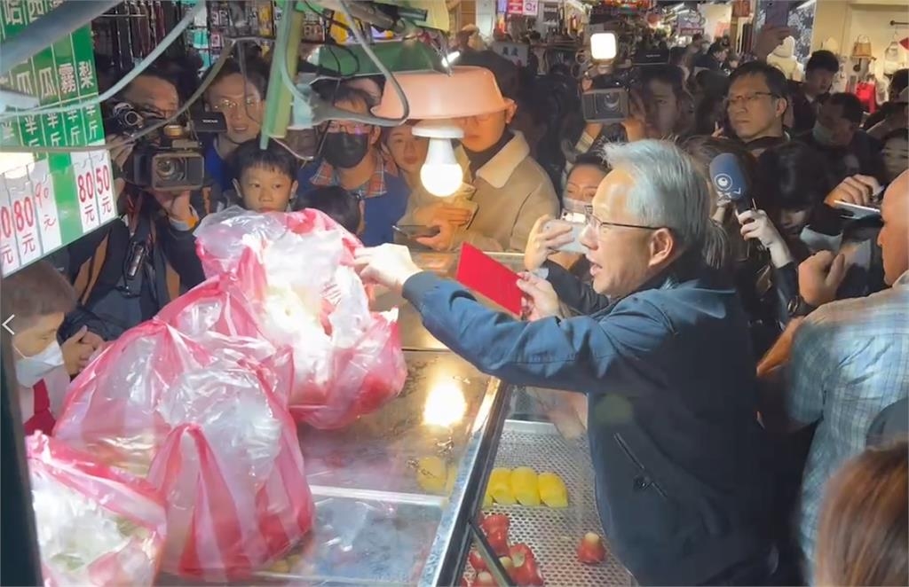 台灣夜市沒落中「連黃仁勳都救不來」！他揭「消失3大主因」網嘆：自己玩死的