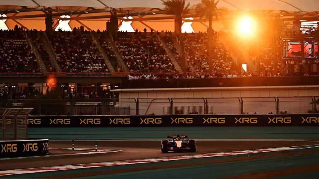 F1(影)／夕陽下的世界冠軍爭霸！「睽違15年」上演多方爭霸阿布達比站分析一次看