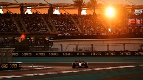 F1(影)／夕陽下的世界冠軍爭霸！「睽違15年」上演多方爭霸阿布達比站分析一次看