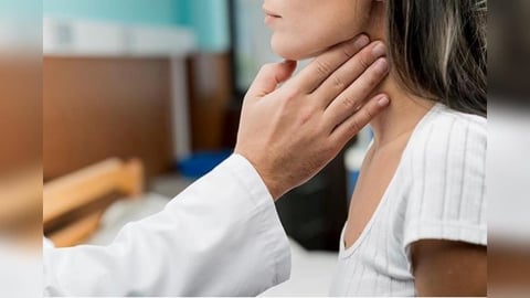 吃東西「常嗆到」以為是胃食道逆流!檢查發現已罹「肺癌第3期+轉移淋巴」…