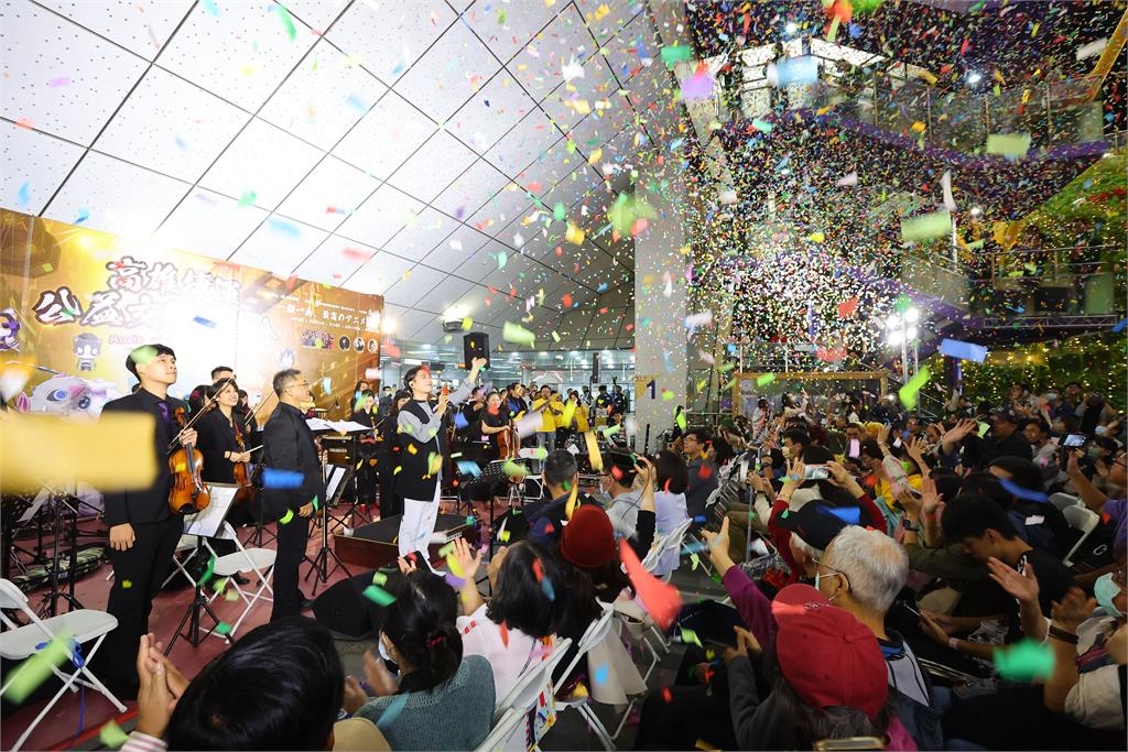 快新聞/演唱會經濟爆發!高捷單日運量衝破35萬 再創年度新高