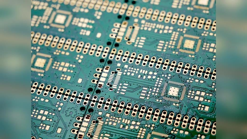 12月台股期指漲276點