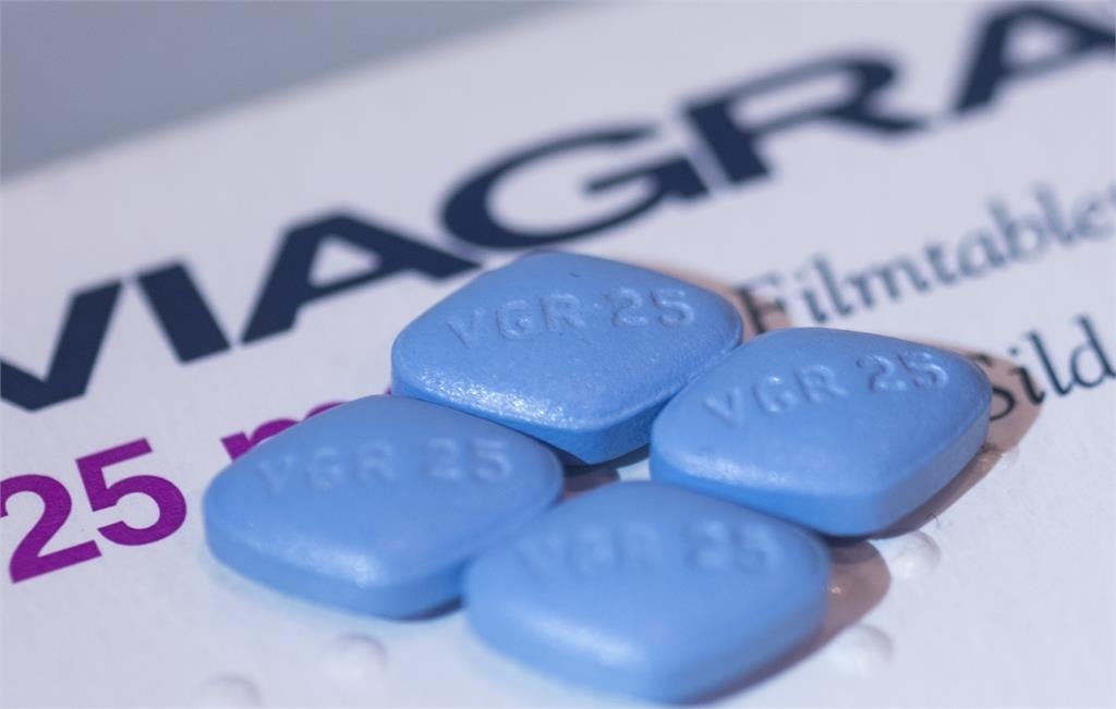 婦人家中驚見「整袋壯陽藥」疑尪外遇！急找徵信社「真相曝光」藏洋蔥