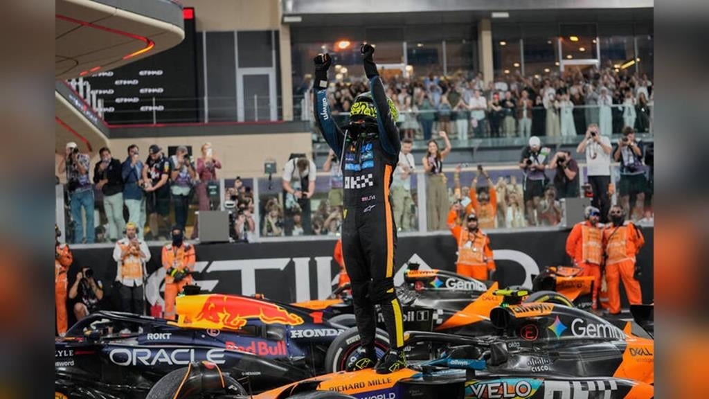 賽車(影)／粉碎紅牛維斯塔潘5連霸美夢！麥拉倫諾里斯以2分之差成F1新科世界冠軍