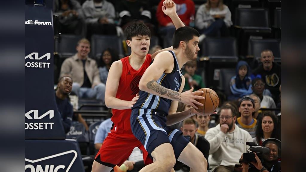 NBA(影)／「中國約基奇」生涯首先發「慘」字形容！犯規比得分多表現網酸：過譽了