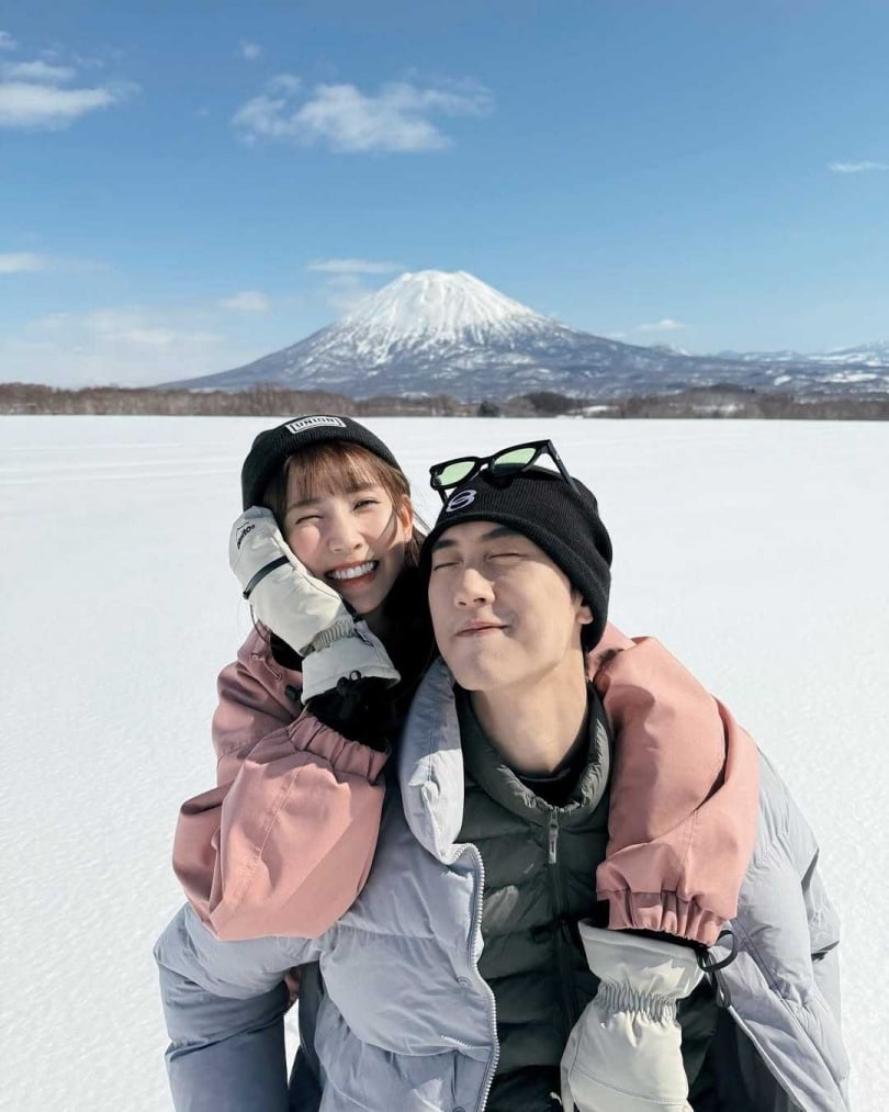 粿粿（左）與范姜3年前結婚，被控訴3月與王子去玩美國變一個人。（圖／翻攝自范姜IG）