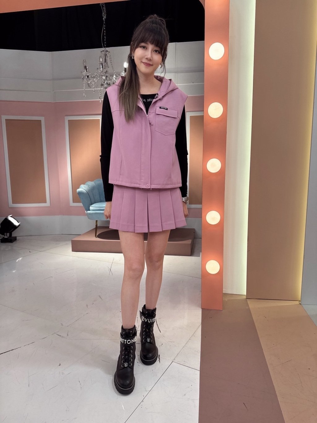 (影)／資深女團林采薇全裸量體重 多0.1公斤要被罰1000元？