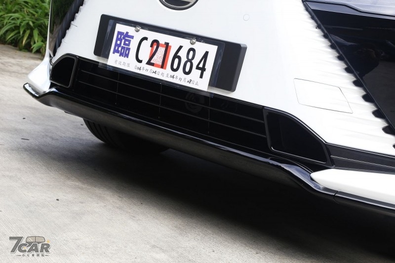 性能大爆發，導入線控轉向！　小改款 Lexus RZ 550e F SPORT  試駕