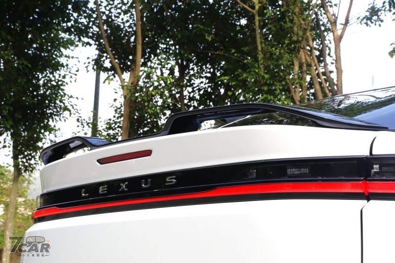 性能大爆發，導入線控轉向！　小改款 Lexus RZ 550e F SPORT  試駕