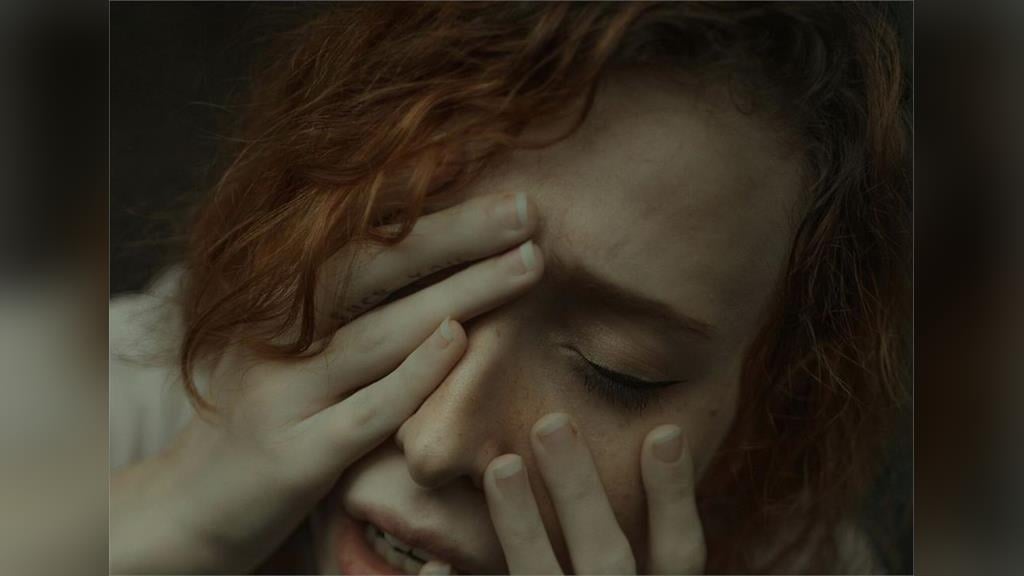 她一日數回「針狂刺臉」發疼！   頑固性三叉神經痛一纏20年